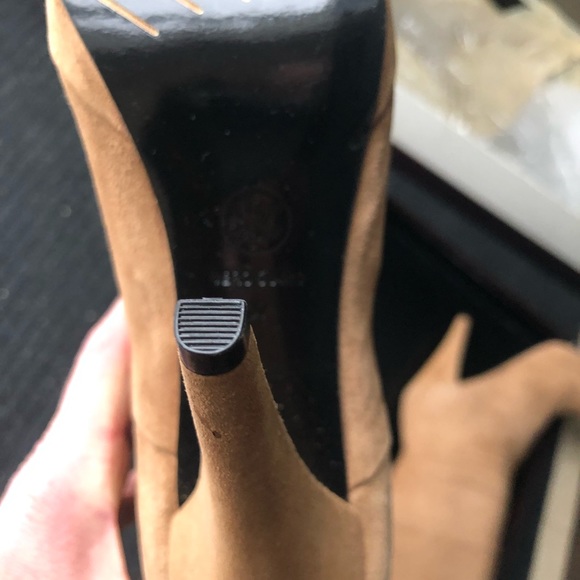 Moden Vintage beige suede high heel boots nib - Picture 4 of 9